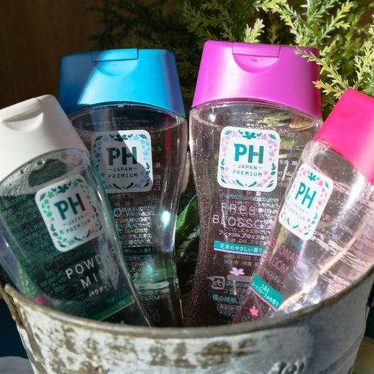 PH Japan Premium Shower Splash Feminine Wash 150ml