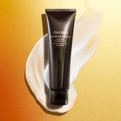 SHISEIDO Future Solution LX Extra Rijk Reinigingsschuim 125ml