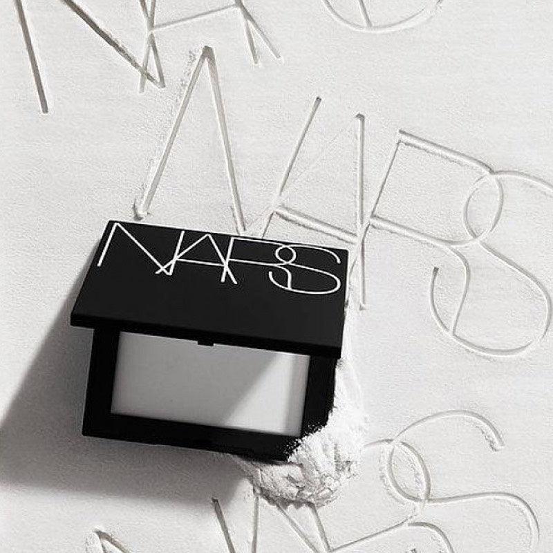 NARS  Polvos Compactos Reflectantes de la Luz 10g