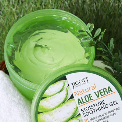 JIGOTT Natural Aloe Vera Moisture Soothing Gel 300ml - LMCHING Group Limited