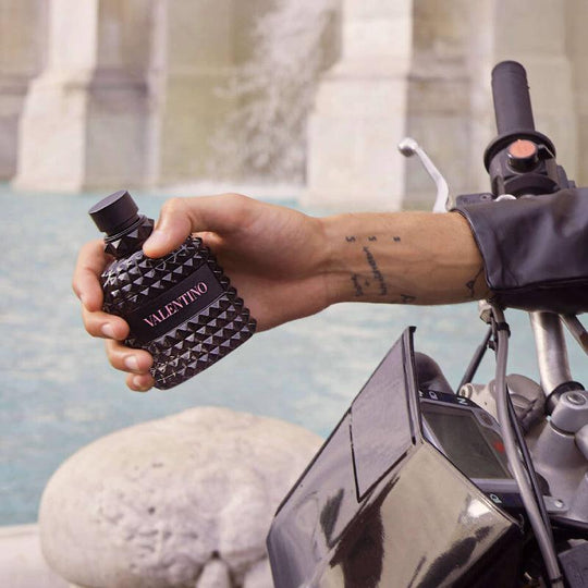 VALENTINO Born in Roma Uomo Eau De Toilette 100ml - LMCHING Group Limited