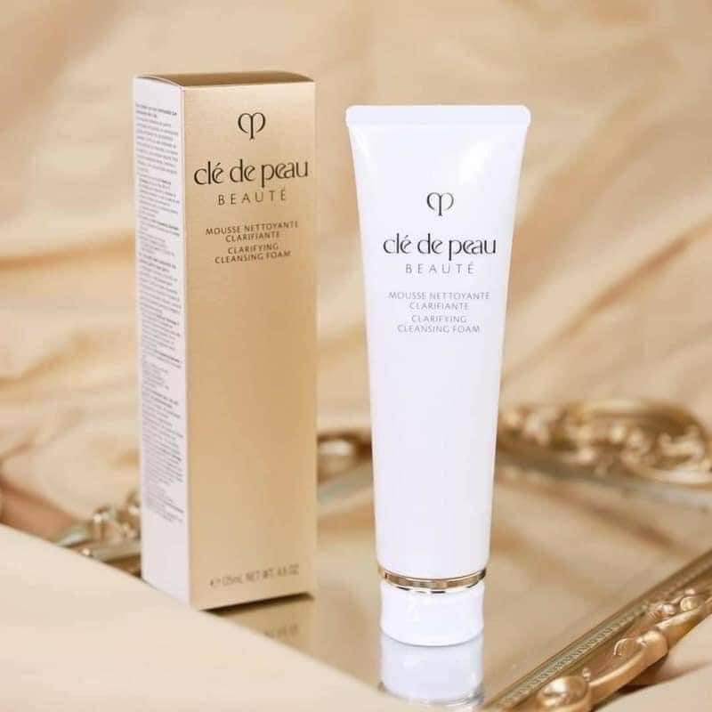 clé de peau BEAUTÉ Detergente Schiumoso Delicato per Donne 125ml