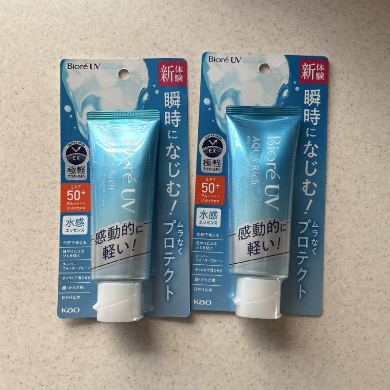 Esencia Acuosa UV Aqua Rich Biore SPF50+ PA++++ 70ml