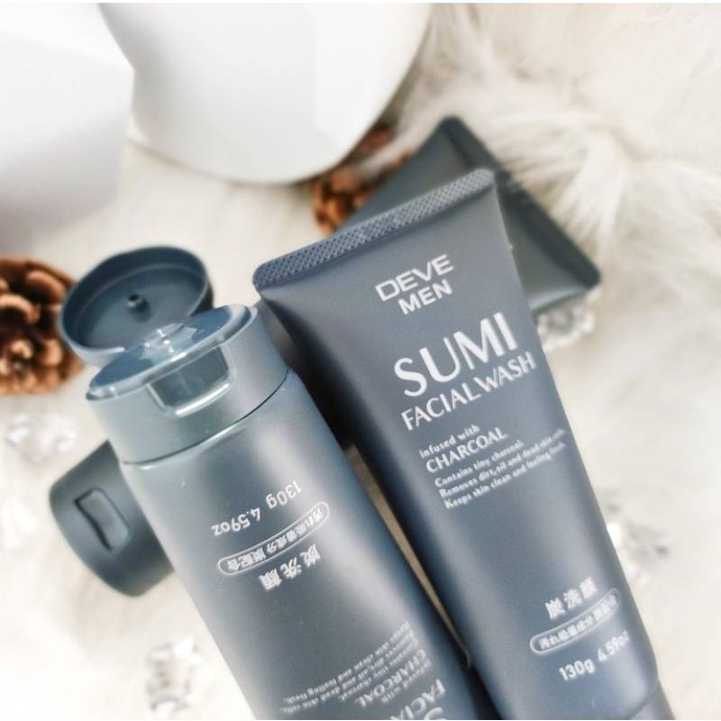 KUMANO COSME Devé Men Sumi Facial Wash 130g