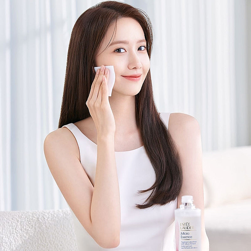 ESTEE LAUDER Micro Essence Treatment Lotion Fresh With Sakura Ferment 200ml