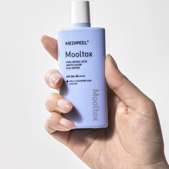 MEDIPEEL Mooltox 透明质酸水光防晒精华 SPF 50+ PA++++ 52ml