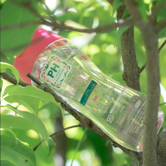 PH Japan Premium Passionate Bloom Feminine Wash 150ml