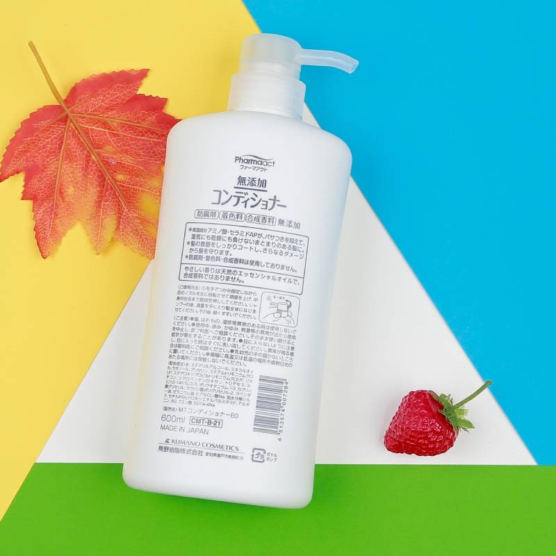 KUMANO COSME Pharmaact Condicionador Sem Aditivos 600 ml