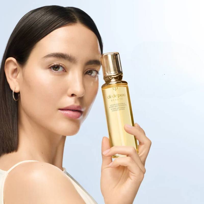 cle de peau BEAUTE Hydro-Softening Essence Lotion 170ml