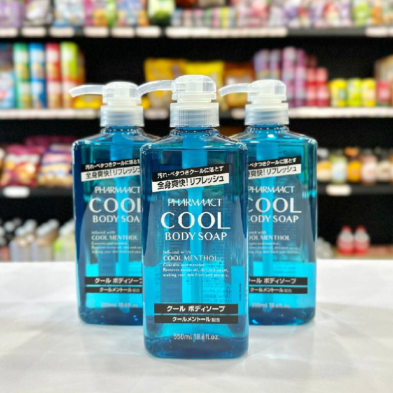 KUMANO COSME Pharmaact Gel de Banho Refrescante 550 ml