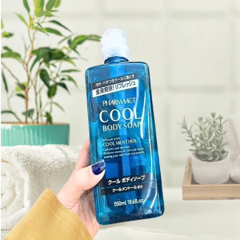 KUMANO COSME Pharmaact Gel de Banho Refrescante 550 ml