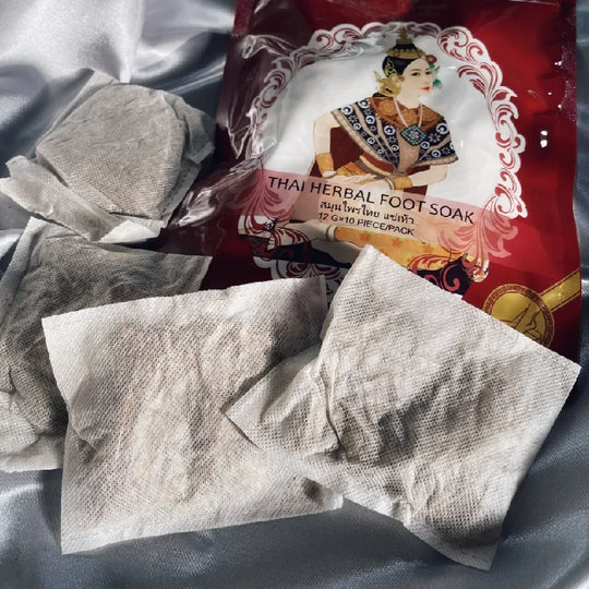 GOLD PRINCESS Royal Thai Herbal Foot Soak 12g x 10pcs
