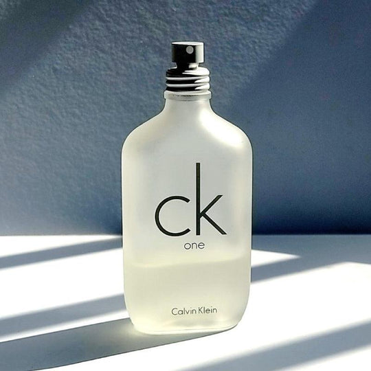 Calvin Klein CK One Eau de Toilette, 100 ml : : Kosmetik