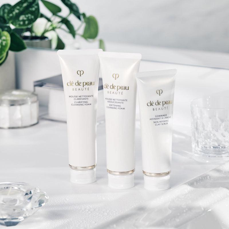 clé de peau BEAUTÉ Detergente Schiumoso Delicato per Donne 125ml
