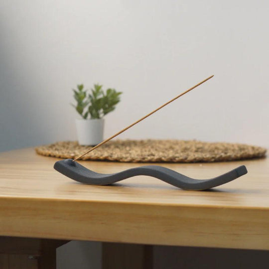 HEUNG YAU Streamlined Incense Holder (2 Colors) 1pc